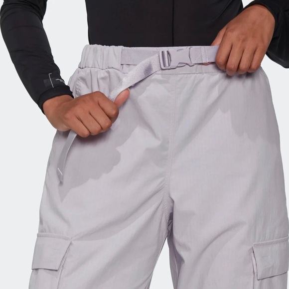 NWT ADIDAS Women’s Cargo Pants Size Small - Picture 4 of 11